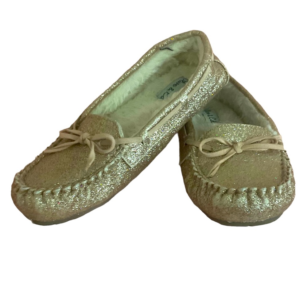 Olive and Edie girls sparkly glitter so 4 Moccasins